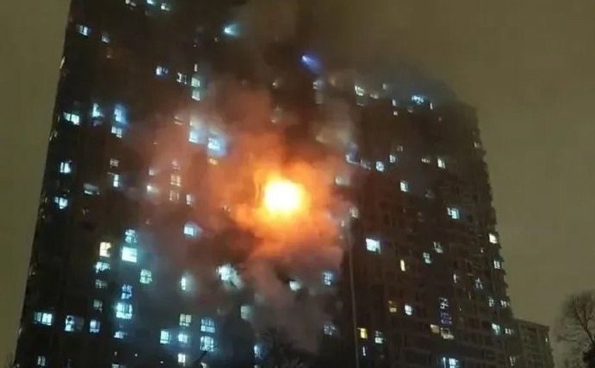 Incêndio em edifício residencial deixa ao menos 15 mortos no leste da China; vídeo