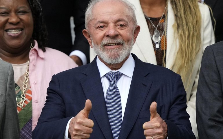 Manifestações demonstram que a população não 'quer a impunidade, nem a anistia', diz Lula