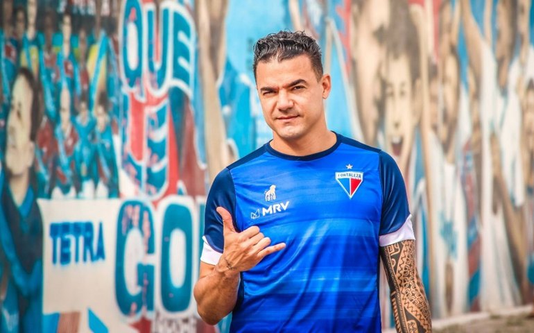 São Paulo contrata goleiro de Ceni no Fortaleza após falhas de Thiago Couto