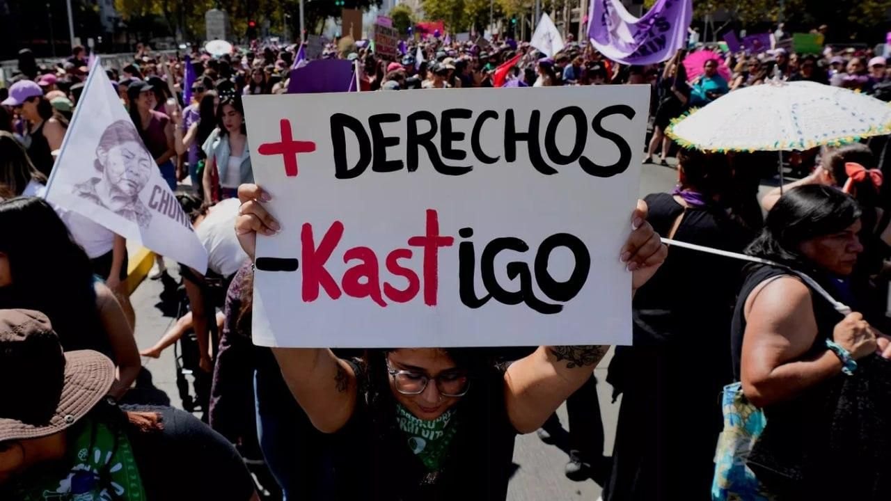 Análise: alta nos combustíveis leva o Chile da euforia à desilusão com ajuste fiscal de Kast