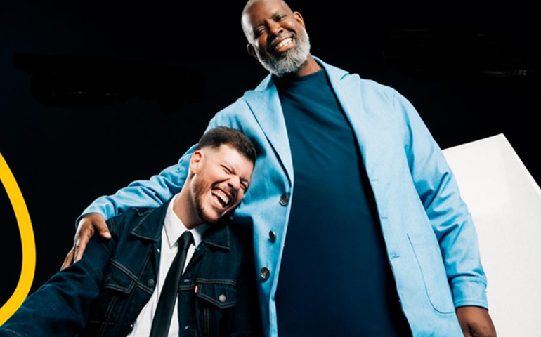 Ferrugem e Péricles anunciam turnê conjunta “As Vozes”, com estreia em março de 2026