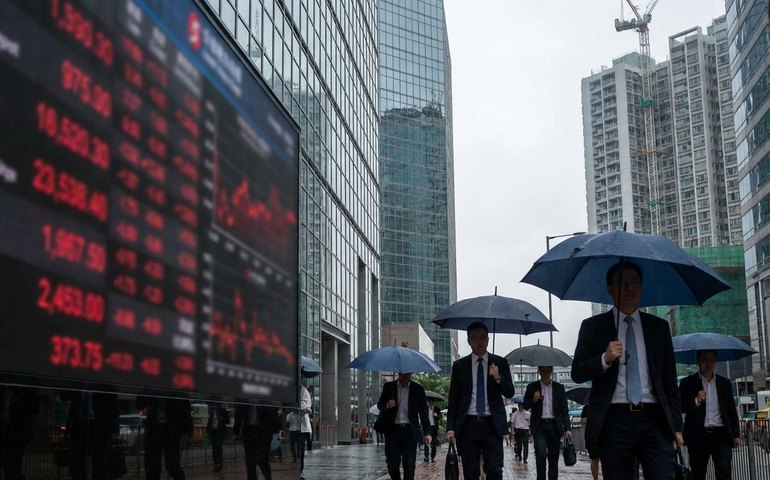 Bolsas asiáticas recuam após dados fracos da China e queda da Vanke