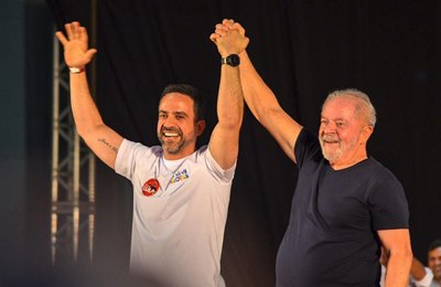 Lula volta a Alagoas depois de cinco anos e é recepcionado por mais de 10 mil pessoas em ato   