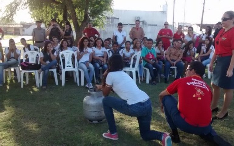 Vida Nova nas Grotas lança edição do Bombeiro Mirim no Canaã nesta quarta