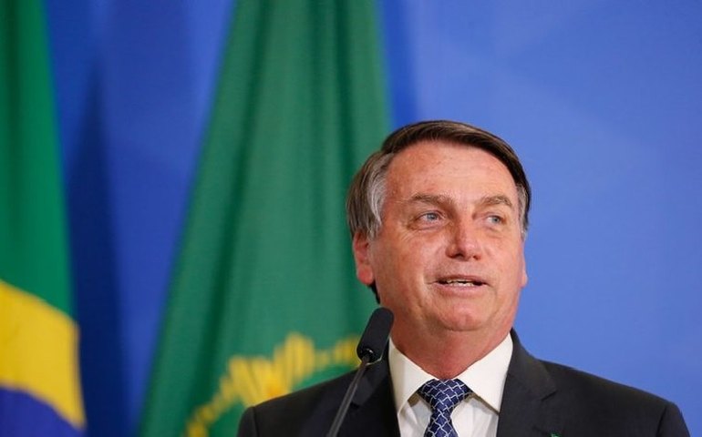 Ataques a jornalistas cresceram 23% em 2022; 40% dos casos envolvem clã Bolsonaro