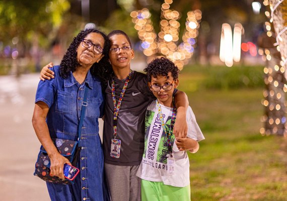 Parque Centenário em Maceió recebe luzes de Natal e atrações instagramáveis