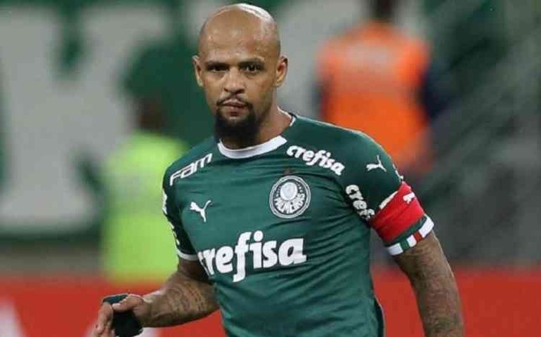 Felipe Melo diz sentir saudades das ‘tretas’ e passes de ‘três dedos’ no futebol