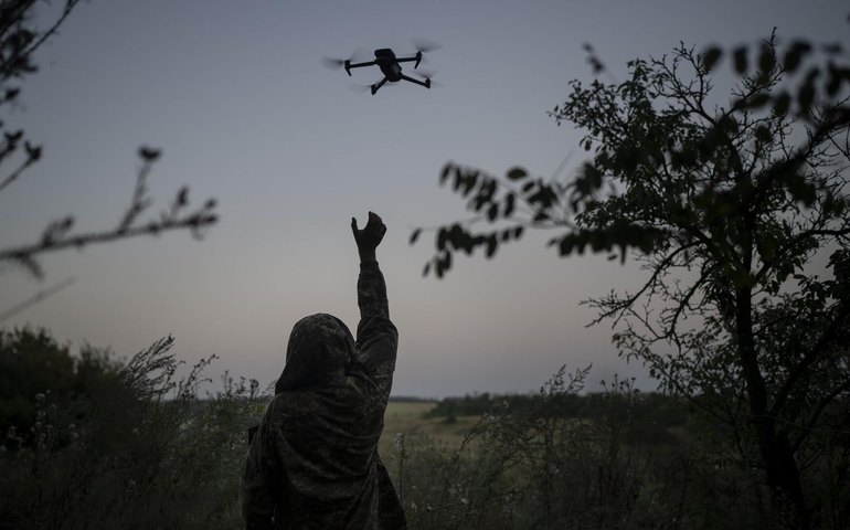Pelo menos um morto e quatro feridos em ataque ucraniano à cidade russa de Sevastopol