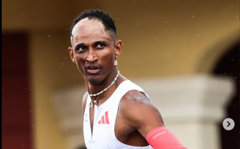 Alison dos Santos faz história nos 200m com barreiras com melhor tempo já registrado