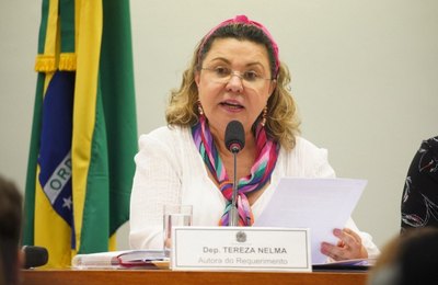 Tereza Nelma comemora criação de Delegacia de Combate à Corrupção em Alagoas