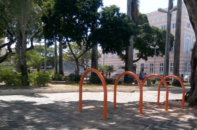 Centro de Maceió recebe 20 novos paraciclos