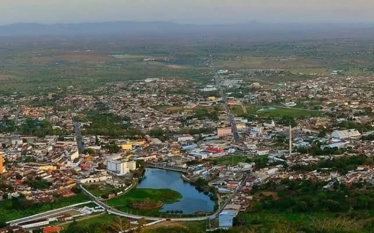 Falta de energia em Palmeira dos Índios gera revolta: “Pisca-pisca de Natal”, dizem moradores