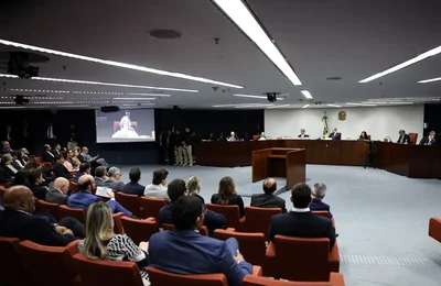 Condenação de Bolsonaro e aliados repercute na imprensa internacional
