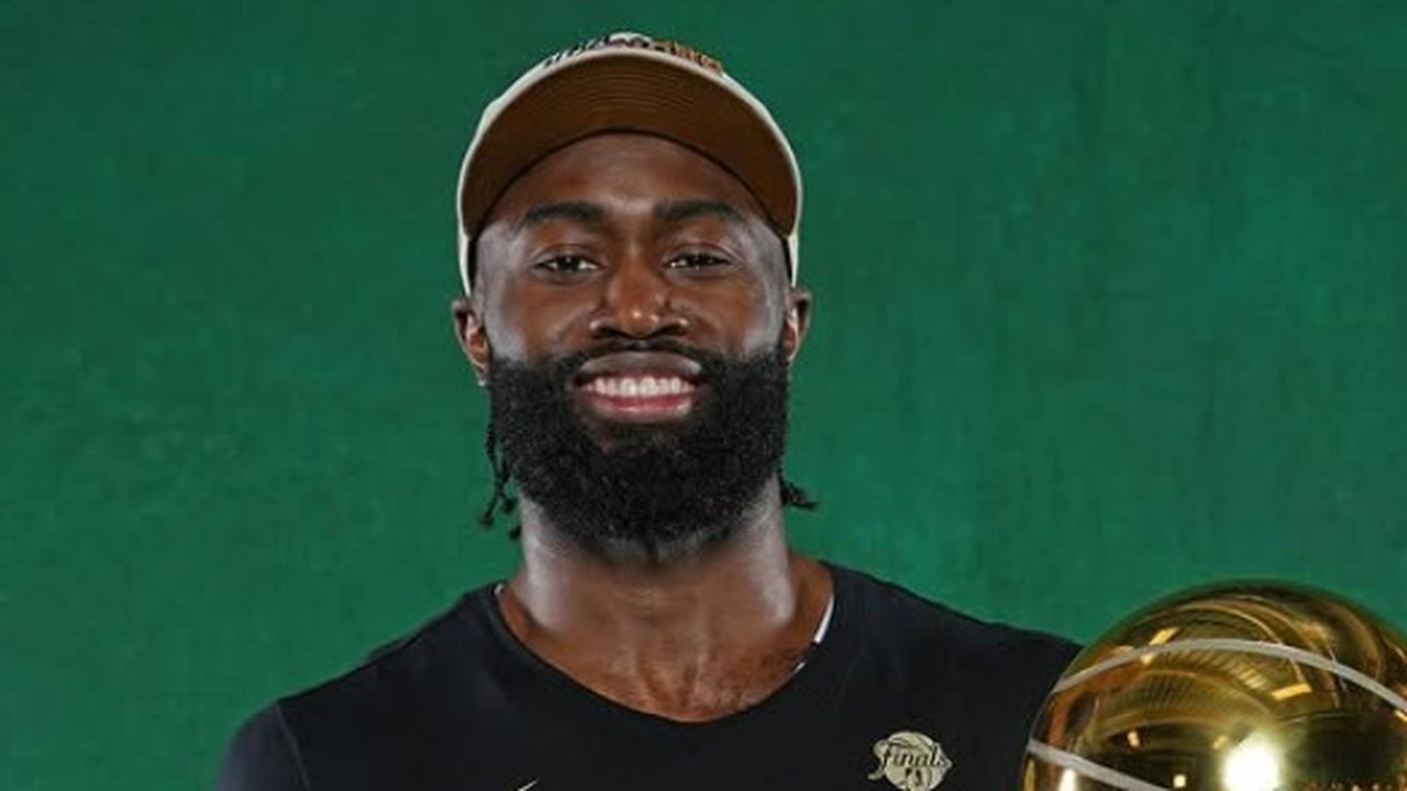 Jaylen Brown é trocado com Philadelphia 76ers e Paul George irá para o Boston Celtics, diz jornal