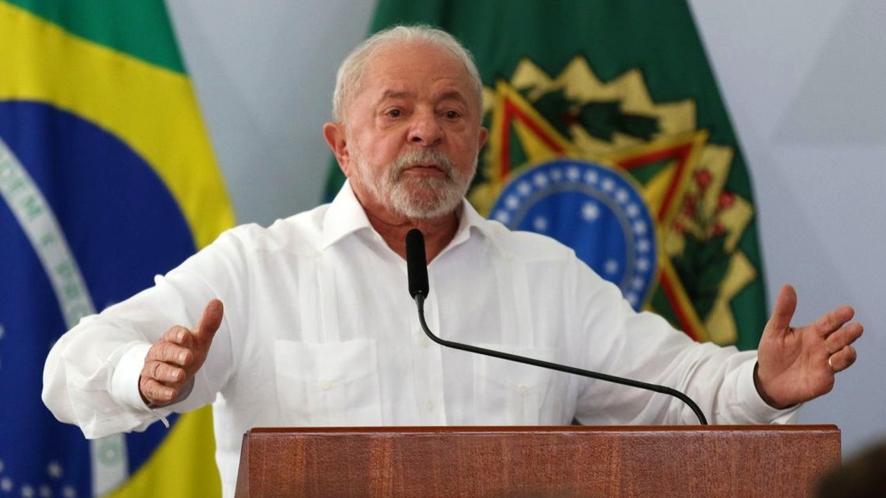 'Quando eu sair em 2026, vocês vão ter Universidade na Zona Leste', diz Lula no 1º de maio
