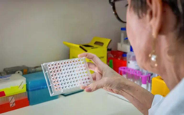 Pesquisadoras podem se inscrever no programa Mulheres na Ciência