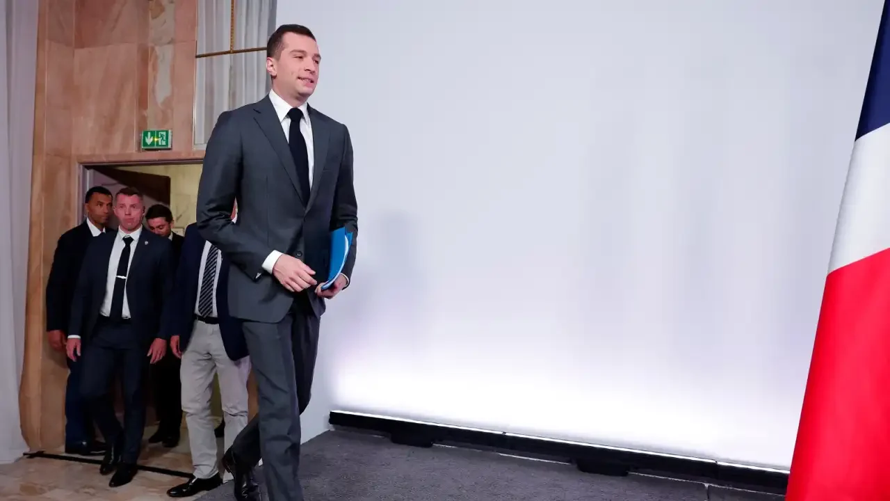 Líder nas pesquisas, ultradireita diz estar 'pronta para governar' França