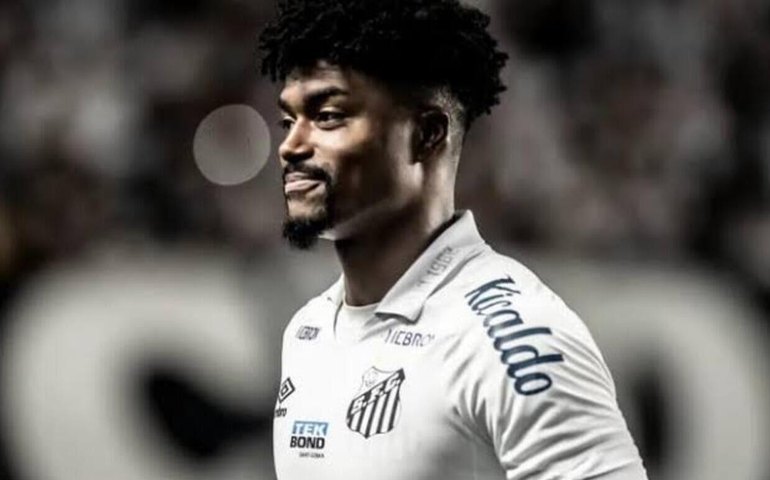 Após fim de suspensão, Eduardo Bauermann acerta com clube do Chile, diz jonalista