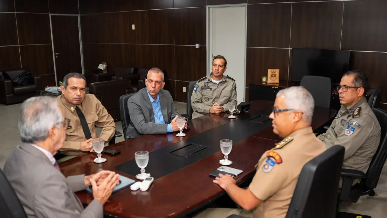 Presidente do TRE se reúne com comando da PM para alinhar ações de segurança para o segundo turno