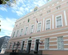 Fachada da Assembleia Legislativa de Alagoas, em Maceió. - Foto: Comunicação/ALE