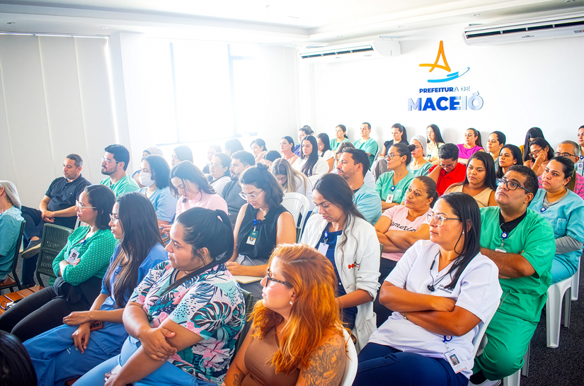Equipe do Hospital da Cidade passa por nova formação com especialistas do Hospital Albert Einstein