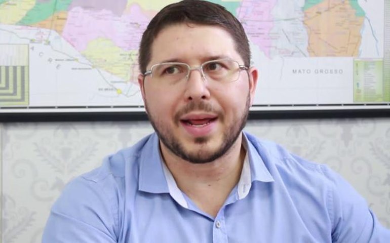 Vice do AM atribui &#8216;catástrofe&#8217; da pandemia a Wilson Lima e apoia sua convocação