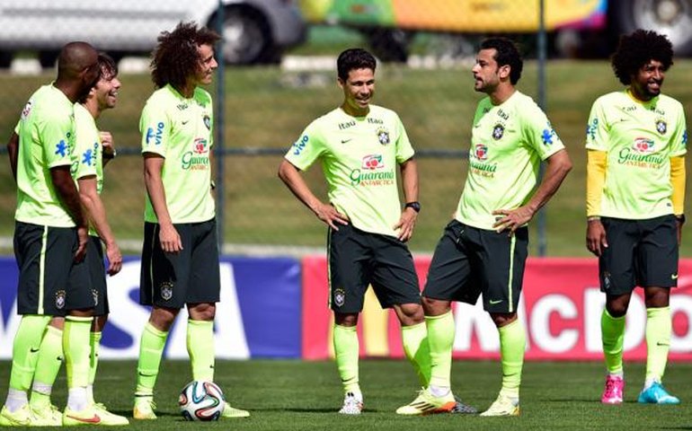 Mirando a final, Seleção Brasileira encara a Alemanha e promete jogar por Neymar