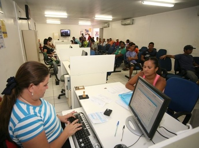Sine Alagoas oferece mais de 370 vagas de emprego em Maceió e Arapiraca