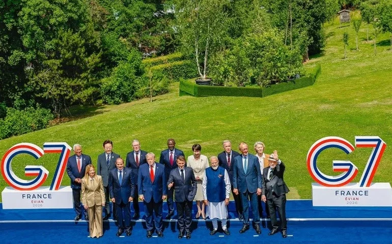 “Os desafios se multiplicam, mas a solidariedade internacional encolhe”, afirma Lula, ao discursar na Cúpula do G7