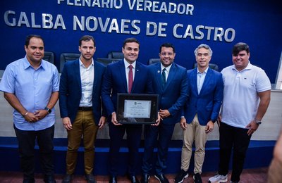 Câmara de Maceió reconhece atuação de Alexandre Ayres na Saúde de Alagoas