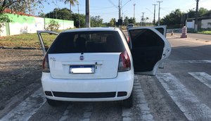 Após roubo de carro, quatro suspeitos passam por barreira policial e acabam presos em Sergipe