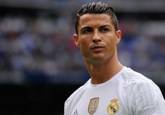 &#8216;Cristiano Ronaldo no PSG? É impossível&#8217;, garante agente