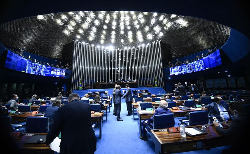 Senado aprova projeto que suspende mínimo obrigatório de dias letivos em 2021