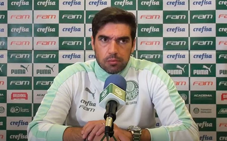 Abel mantém discurso ao ser questionado sobre seleção: ‘O agora é o Palmeiras’