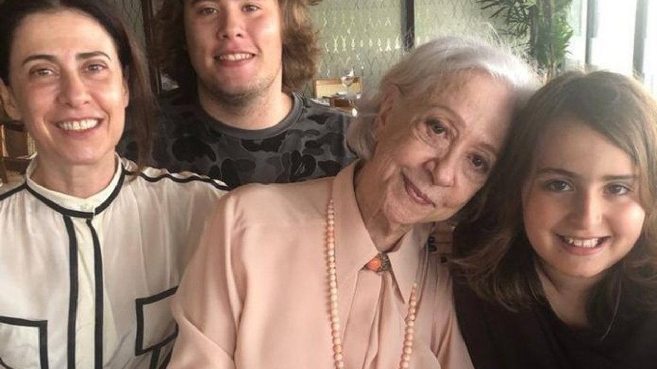 Fernanda Torres e Fernanda Montenegro estarão em nova série ‘Amores Possíveis’
