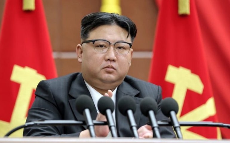 Coreia do Norte dispara centenas de projéteis perto de ilhas sul-coreanas, que ordena retirada de civis