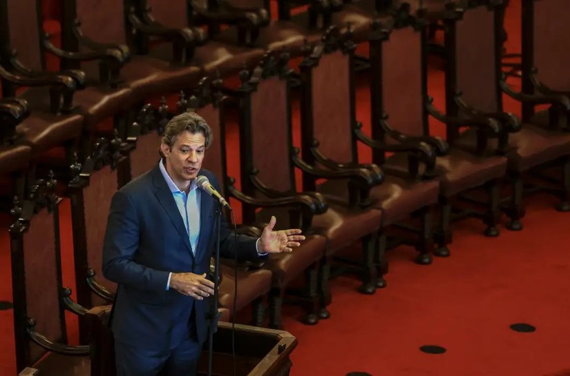 Ministro Fernando Haddad defende mobilização de progressistas contra desigualdade