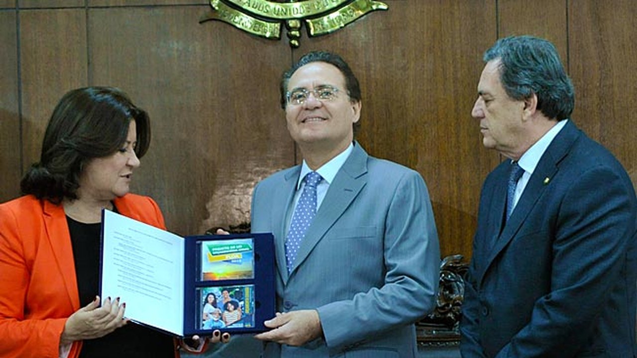 Orçamento 2015: Renan destaca valorização do salário mínimo