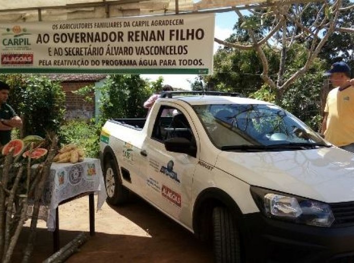 Veículos doados pelo Estado beneficiam duas mil famílias em Palmeira