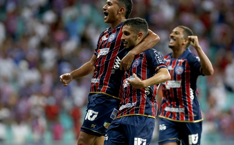 Bahia e Grêmio empatam disputado confronto direto e permanecem no G-4 da Série B