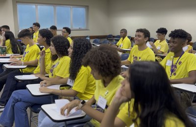 Última semana para estudantes se candidatarem ao programa educacional do Instituto Ponte