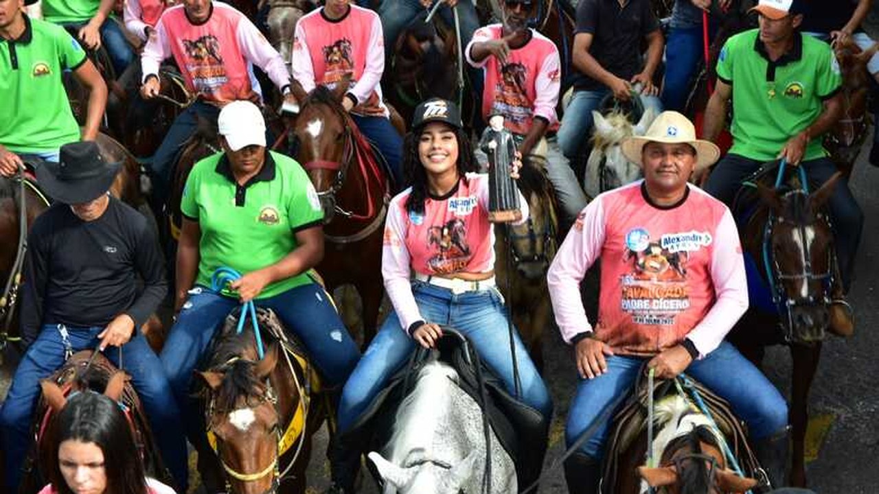 Cavalgada de Padre Cícero mantém tradição há 15 anos em Arapiraca
