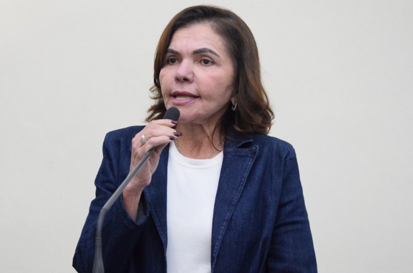 Ângela Garrote pede atuação do Ministério Público para apurar denúncias em Estrela de Alagoas
