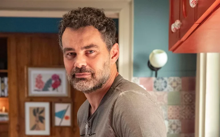 Carmo Dalla Vechia fala sobre participação no 'The Masked Singer': 'Foi difícil'