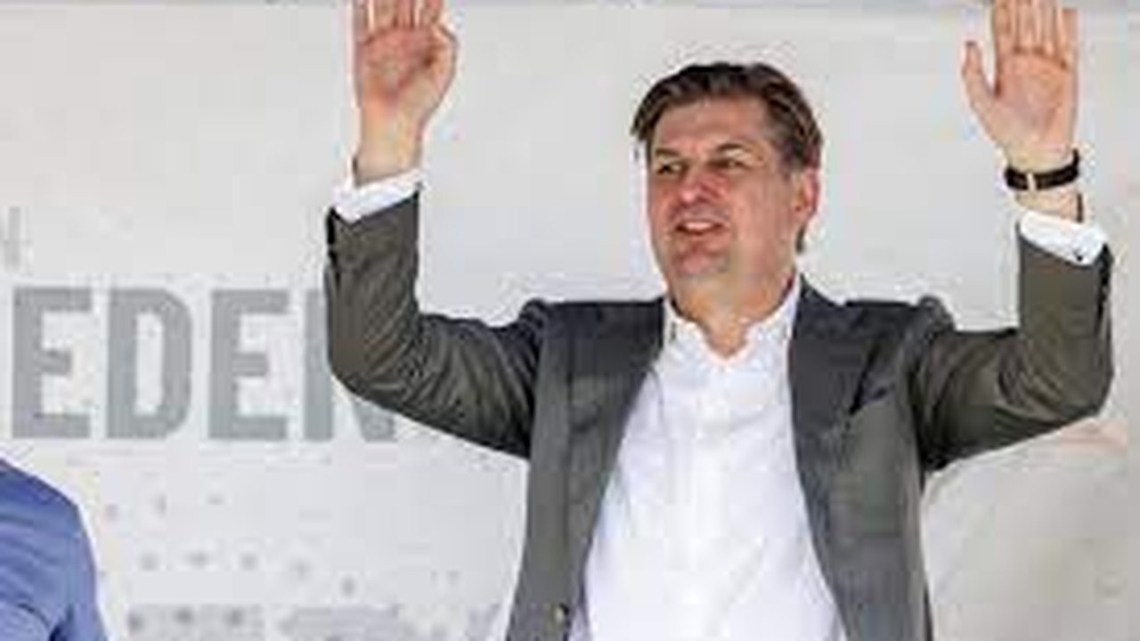 Líder da AfD renuncia ao cargo e é banido de eventos eleitorais após isentar nazistas