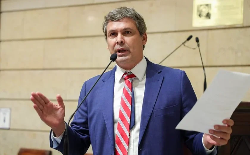 Inquérito contra Lindbergh Farias deve ser concluído em 120 dias