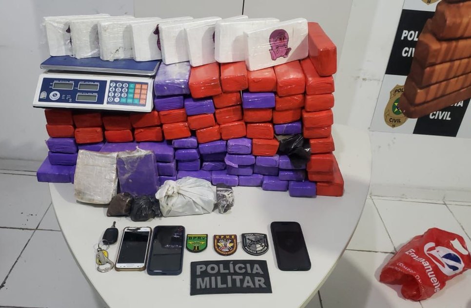 Três pessoas são presas com 20 kg de maconha na Zona de Expansão de Aracaju