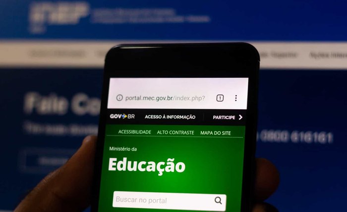 Procedimento deve ser feito pelo site do programa