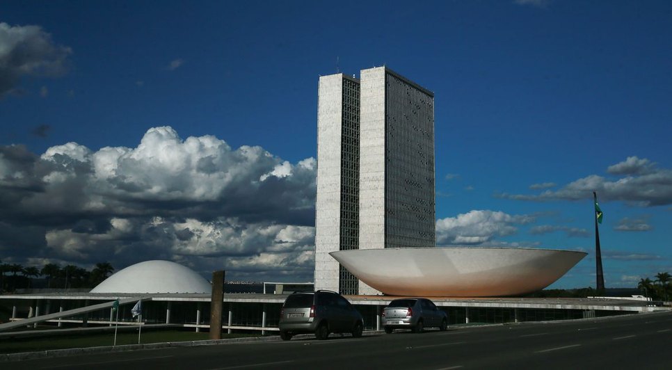 monumentos_brasilia_cupula_plenario_da_camara_dos_deputados3103201337.jpg / Foto: Agência Brasil