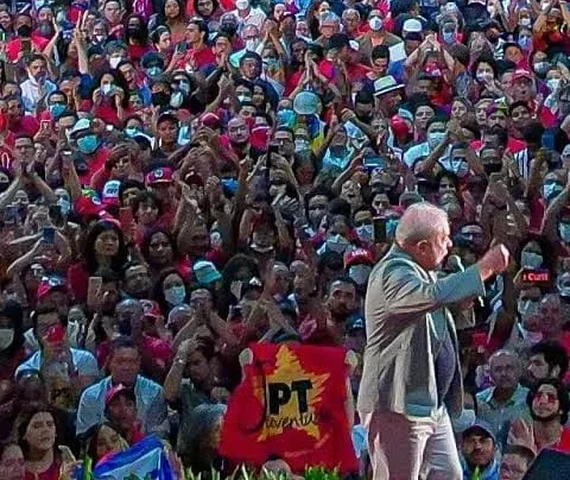 “Bora Lula” leva campanha às ruas de Maceió neste domingo em busca de ampliar vantagem sobre Flávio Bolsonaro